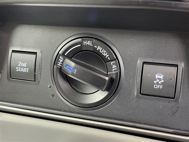 Toyota LAND CRUISER PRADO 2023 7167350-9