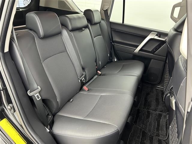 Toyota LAND CRUISER PRADO 2023 7167351-11