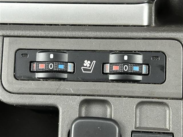 Toyota LAND CRUISER PRADO 2022 7167352-7