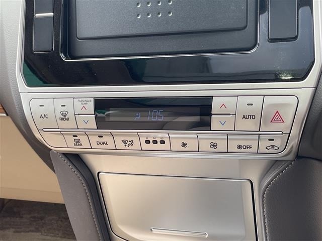 Toyota LAND CRUISER PRADO 2023 7167368-1