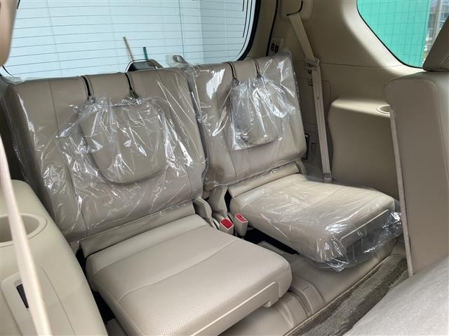 Toyota LAND CRUISER PRADO 2023 7167368-11