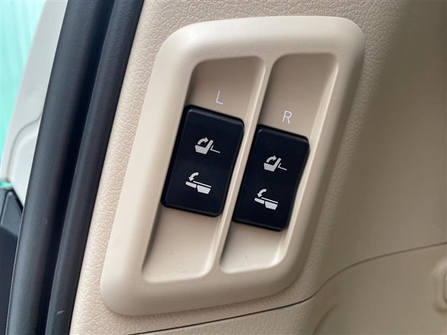 Toyota LAND CRUISER PRADO 2023 7167368-7