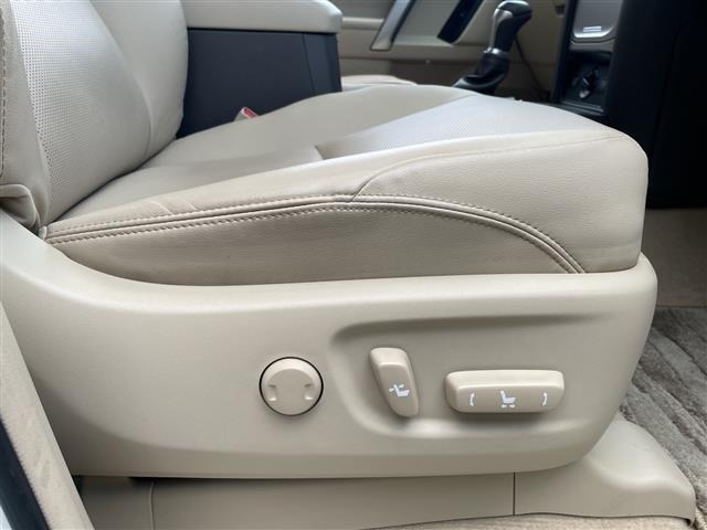 Toyota LAND CRUISER PRADO 2023 7167368-8