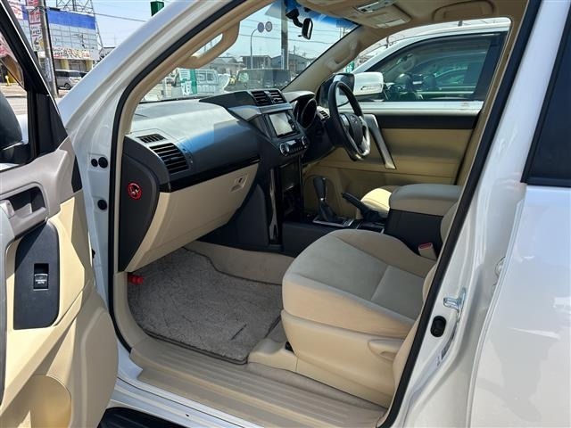 Toyota LAND CRUISER PRADO 2017 7167421-6