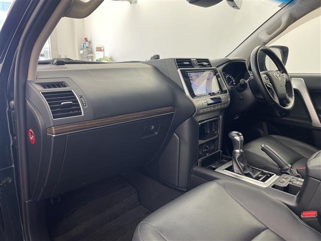 Toyota LAND CRUISER PRADO 2019 7167535-10