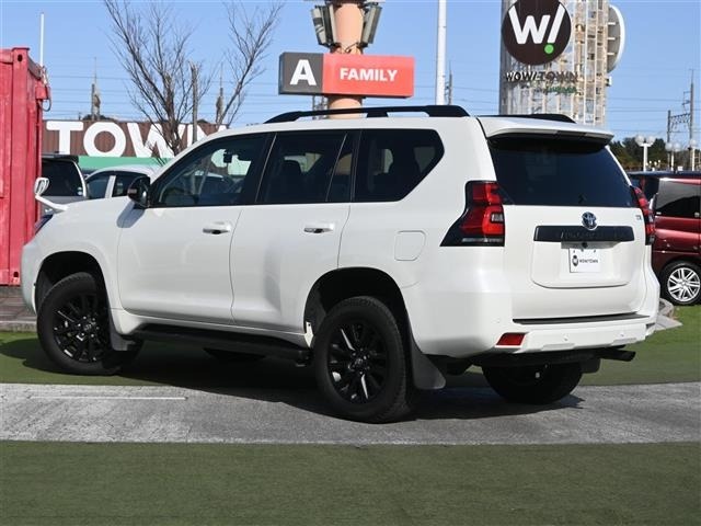 Toyota LAND CRUISER PRADO 2023 7167569-14