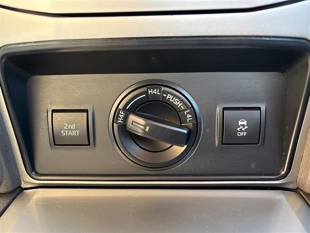 Toyota LAND CRUISER PRADO 2023 7167604-12