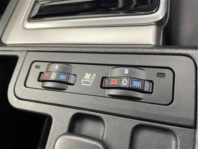 Toyota LAND CRUISER PRADO 2023 7167627-5
