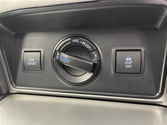 Toyota LAND CRUISER PRADO 2023 7167627-7