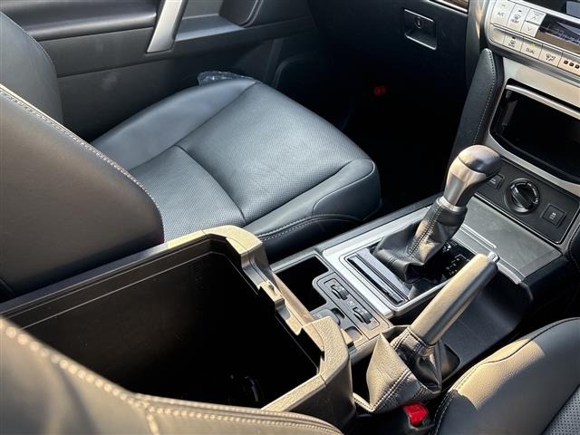 Toyota LAND CRUISER PRADO 2023 7167645-5