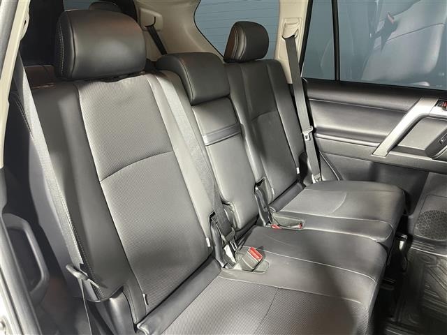 Toyota LAND CRUISER PRADO 2023 7167657-18