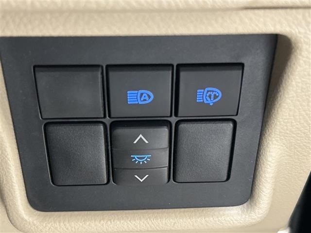 Toyota LAND CRUISER PRADO 2023 7167796-10