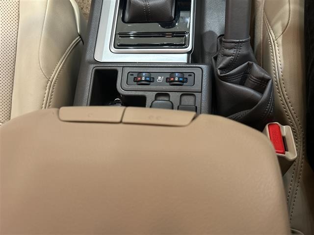 Toyota LAND CRUISER PRADO 2023 7167796-2