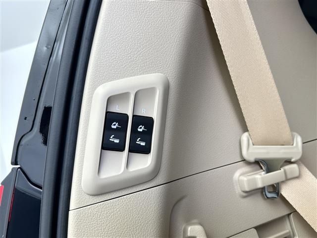 Toyota LAND CRUISER PRADO 2023 7167797-4