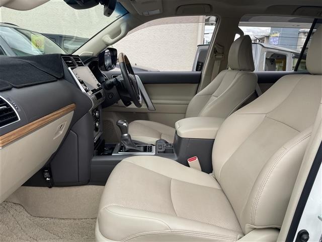 Toyota LAND CRUISER PRADO 2020 7167859-16