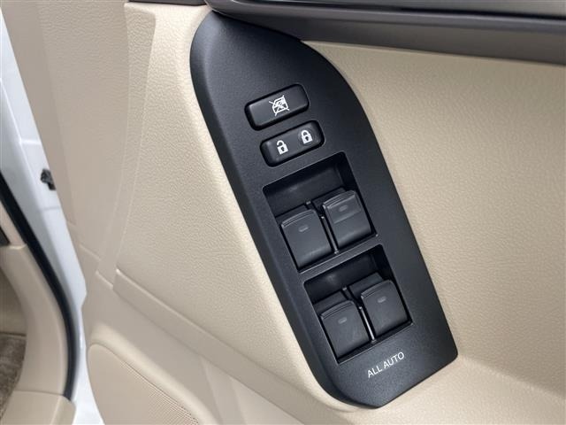 Toyota LAND CRUISER PRADO 2023 7168030-11