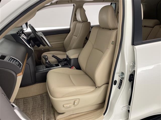 Toyota LAND CRUISER PRADO 2023 7168030-2