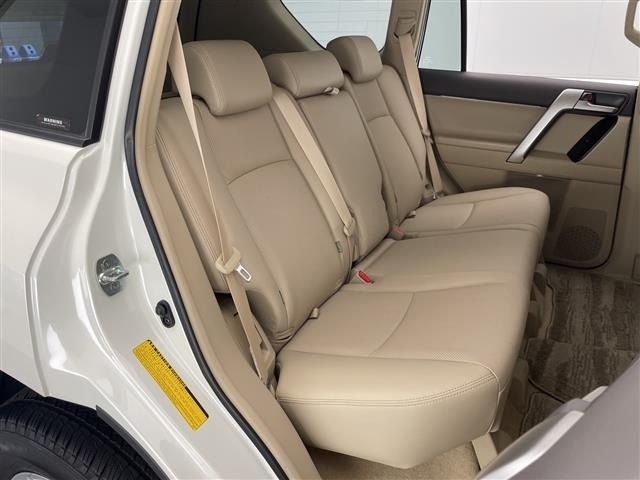 Toyota LAND CRUISER PRADO 2023 7168030-4