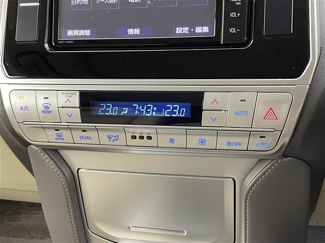 Toyota LAND CRUISER PRADO 2023 7168031-12