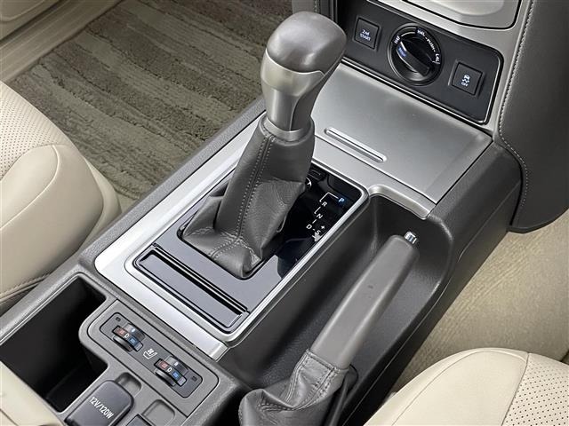 Toyota LAND CRUISER PRADO 2023 7168031-2