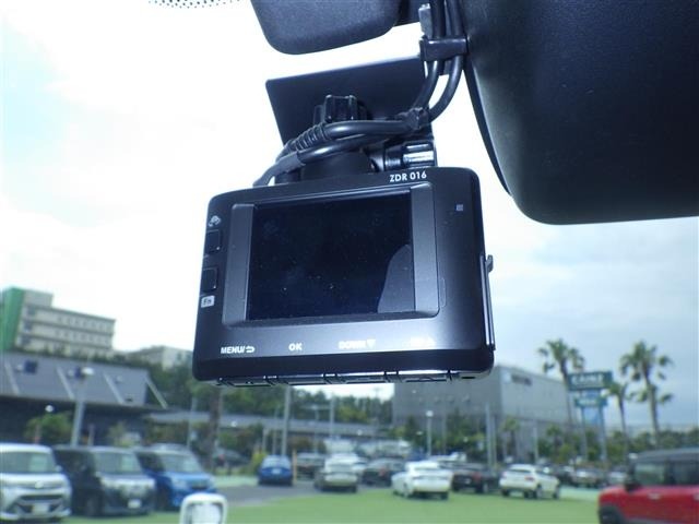 Toyota LAND CRUISER PRADO 2024 7168059-12