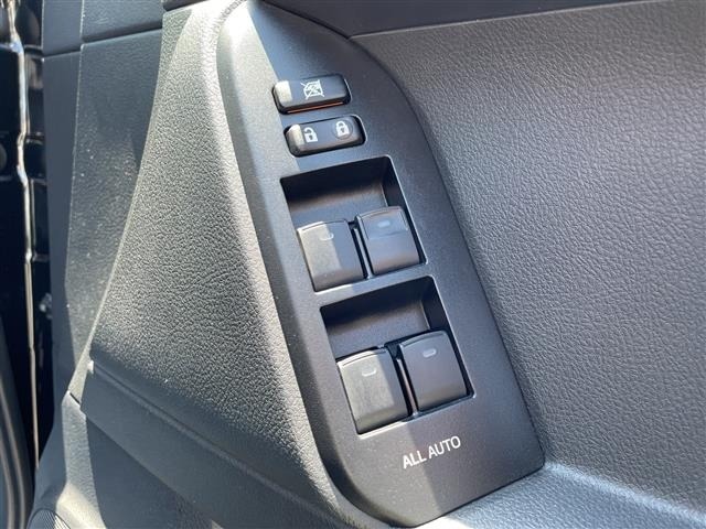 Toyota LAND CRUISER PRADO 2023 7168089-6