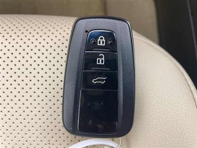 Toyota LAND CRUISER PRADO 2023 7168113-8