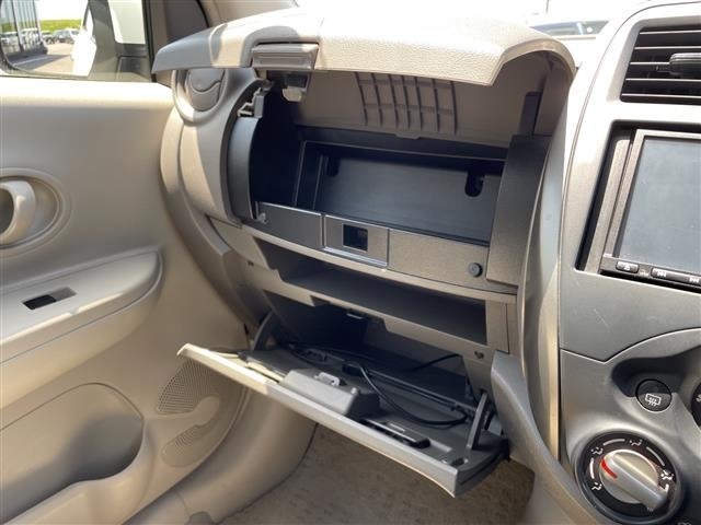 Nissan MARCH 2014 7179617-5