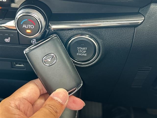 Mazda MAZDA3 2019 7170436-12