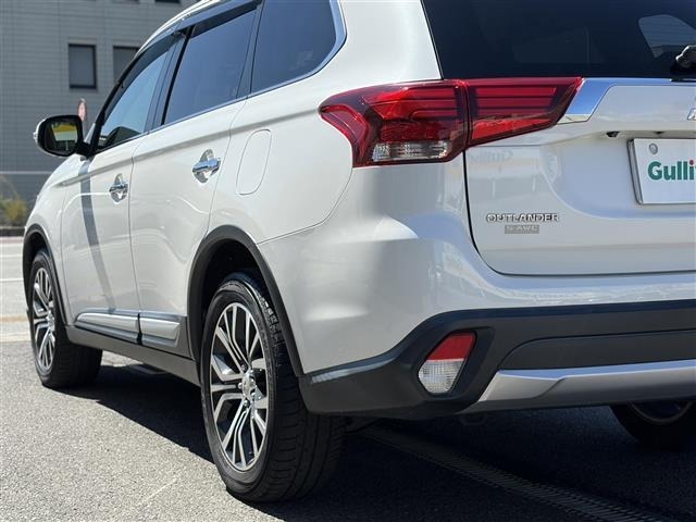Mitsubishi OUTLANDER 2016 7182570-5