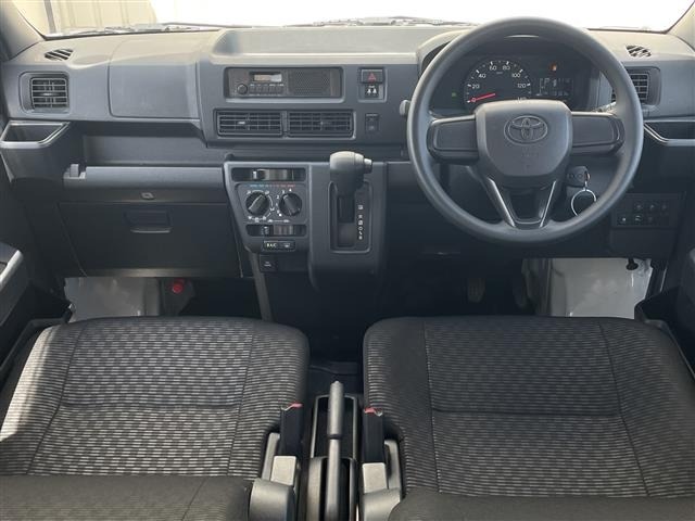 Toyota PIXIS VAN 2024 7175964-15