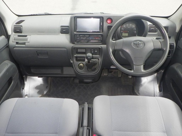 Toyota PIXIS VAN 2013 7176009-3