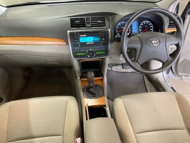 Toyota PREMIO 2007 7174958-3