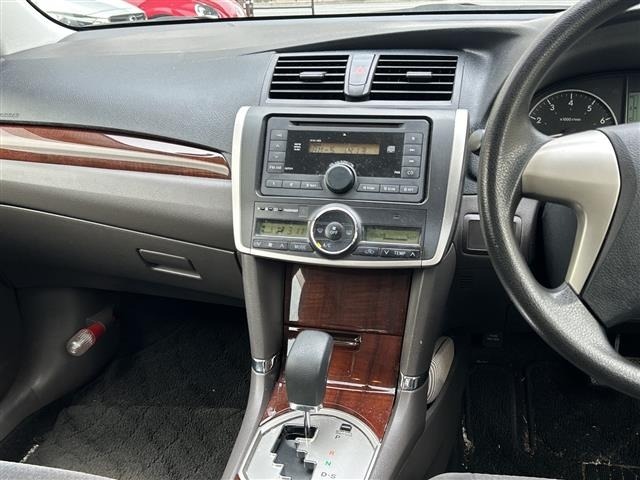 Toyota PREMIO 2014 7174985-15