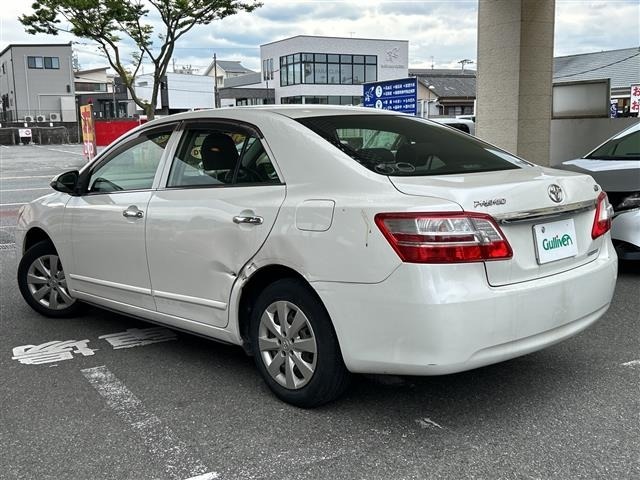 Toyota PREMIO 2014 7174985-3