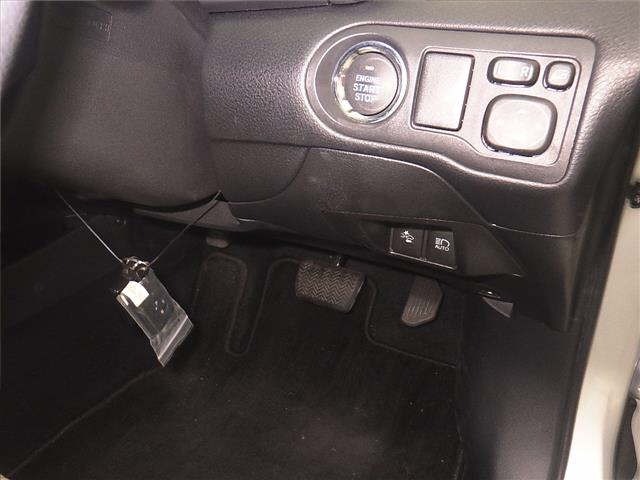 Toyota PREMIO 2017 7175059-8