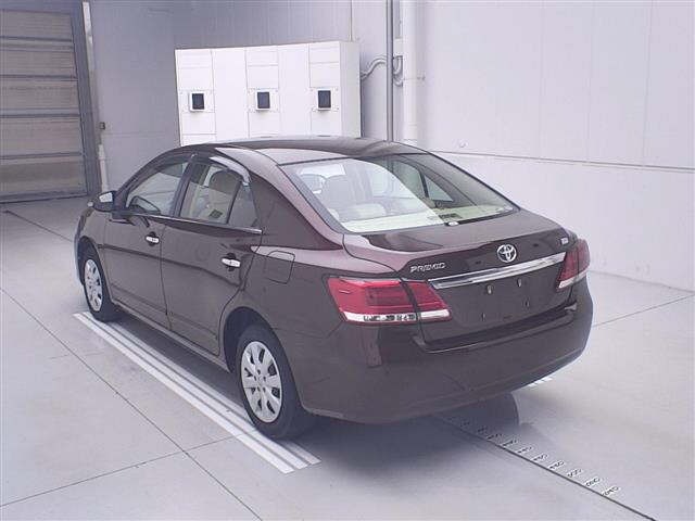 Toyota PREMIO 2019 7175093-1