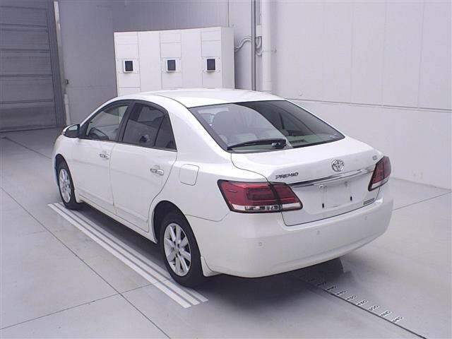 Toyota PREMIO 2019 7175094-1