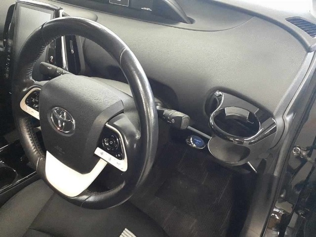 Toyota PRIUS PHV 2017 7177874-9