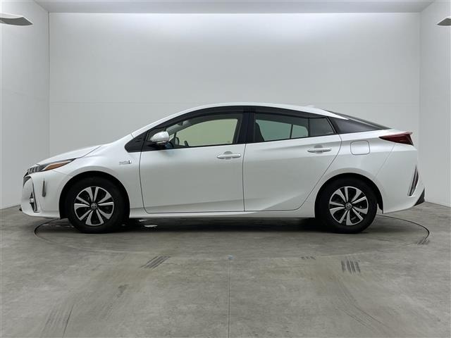 Toyota PRIUS PHV 2021 7178137-2