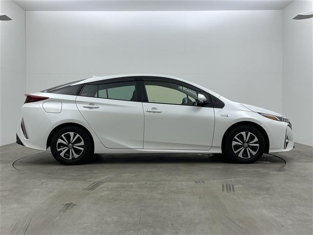 Toyota PRIUS PHV 2021 7178137-4