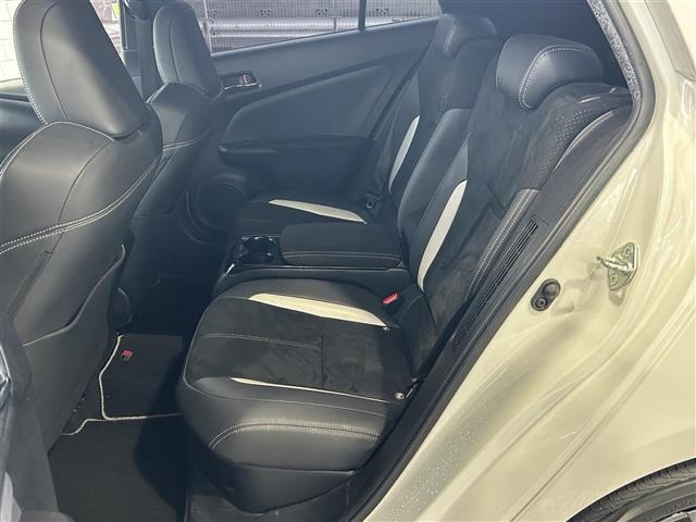 Toyota PRIUS PHV 2018 7178138-7