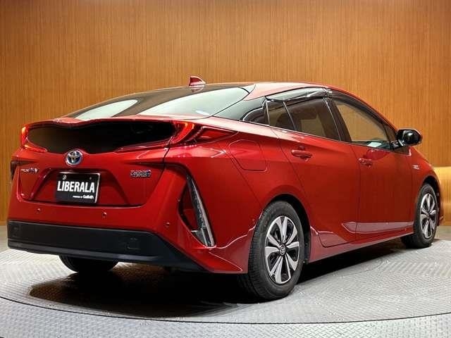 Toyota PRIUS PHV 2017 7178145-13