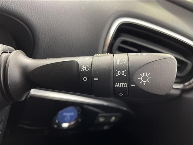 Toyota PRIUS PHV 2017 7178152-10