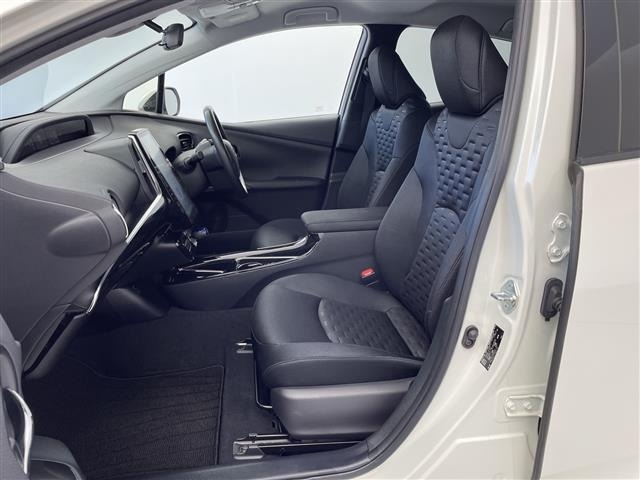 Toyota PRIUS PHV 2017 7178152-19