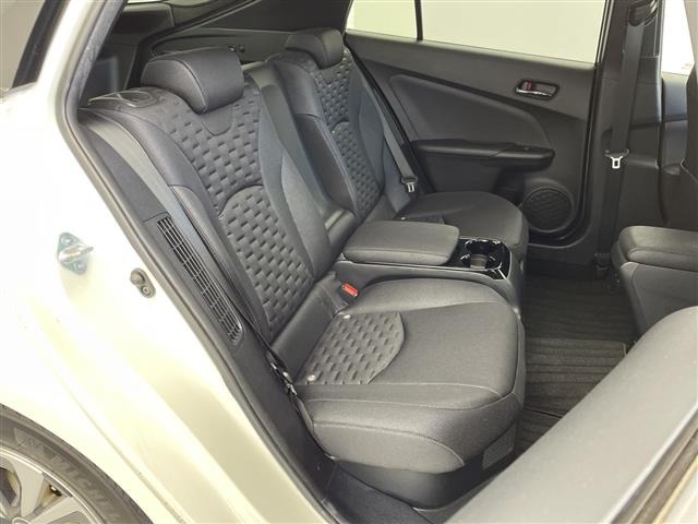 Toyota PRIUS PHV 2017 7178152-21