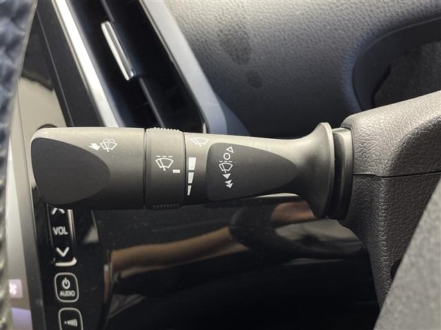 Toyota PRIUS PHV 2017 7178152-9