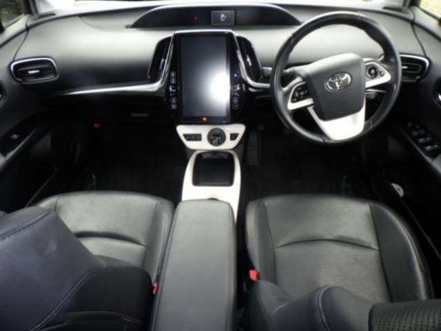 Toyota PRIUS PHV 2017 7178269-3