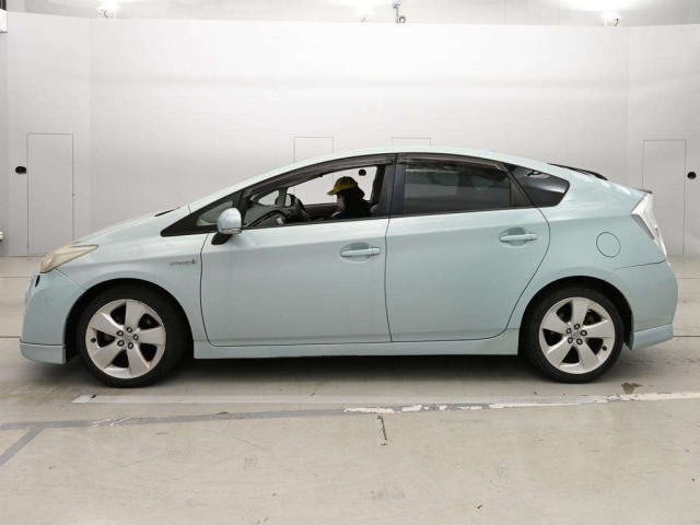 Toyota PRIUS 2009 7172810-4