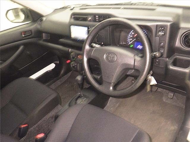 Toyota PROBOX VAN 2022 7175442-3
